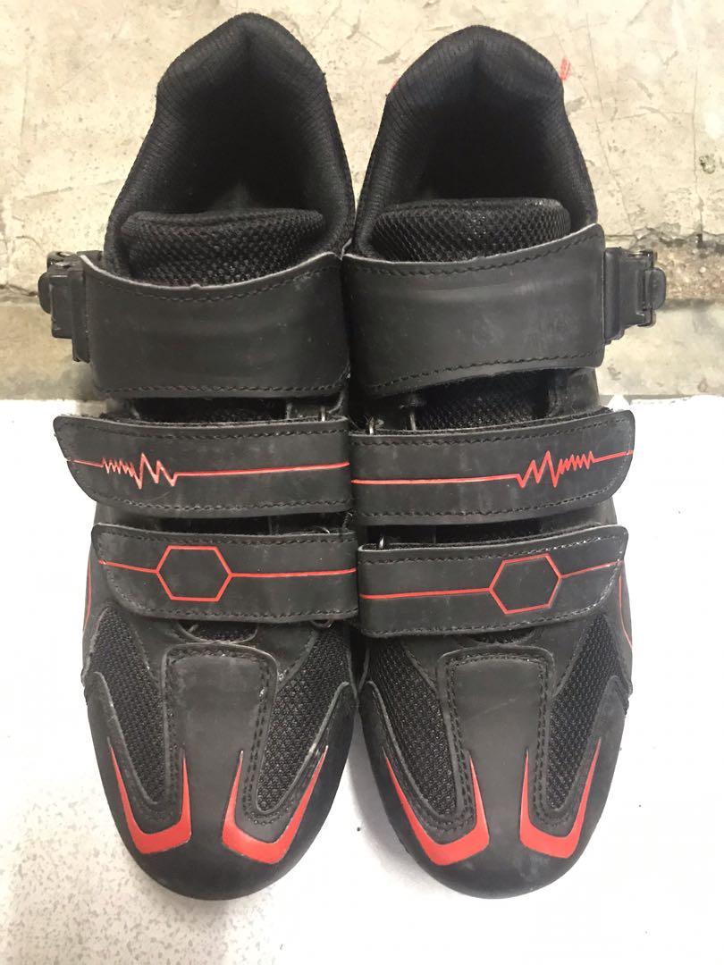 Kasut cleat Clearance