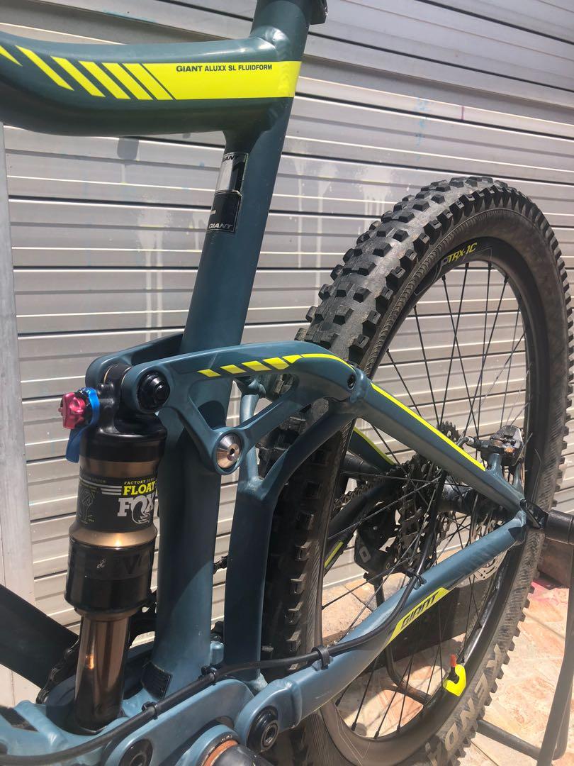 2016 Giant Trance 1 27.5 Sports Equipment Bicycles Parts Bicycles on Carousell