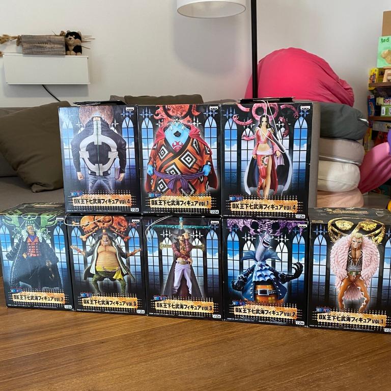 日版金證 海賊王 中古絕版王下七武海一套八隻 One Piece Dx 闊盒vol 1 4 景品 玩具 遊戲類 玩具 Carousell