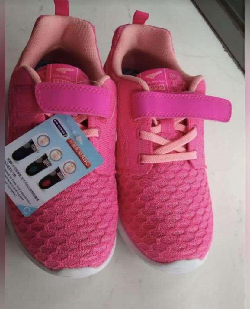 全新33 碼new Dr Kong Girl Sport 女童健康波鞋附送超舒服健康鞋墊size 33 21 5 Cm 22 Cm 原價379 女裝 女裝鞋 Carousell