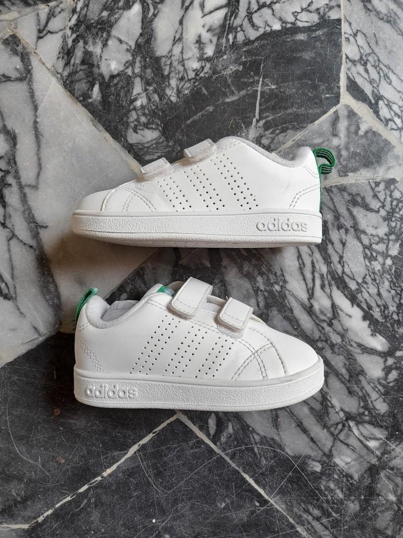 Adidas vs online advantage clean cmf