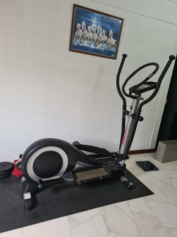 AIBI ST 990 Program Elliptical Cross Trainer Sports Equipment Exercise Fitness Cardio Fitness Machines on Carousell