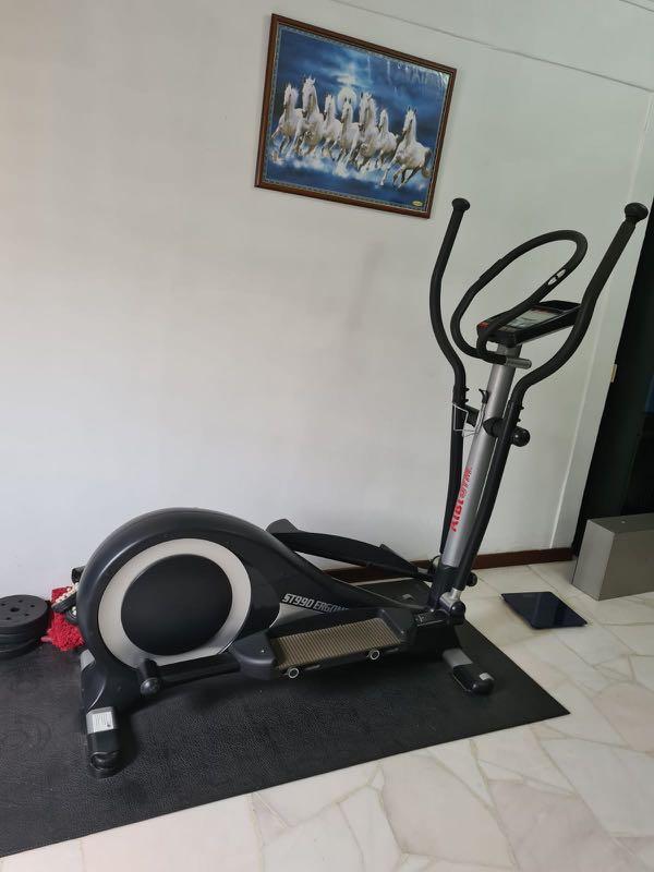 St990 elliptical cross trainer store