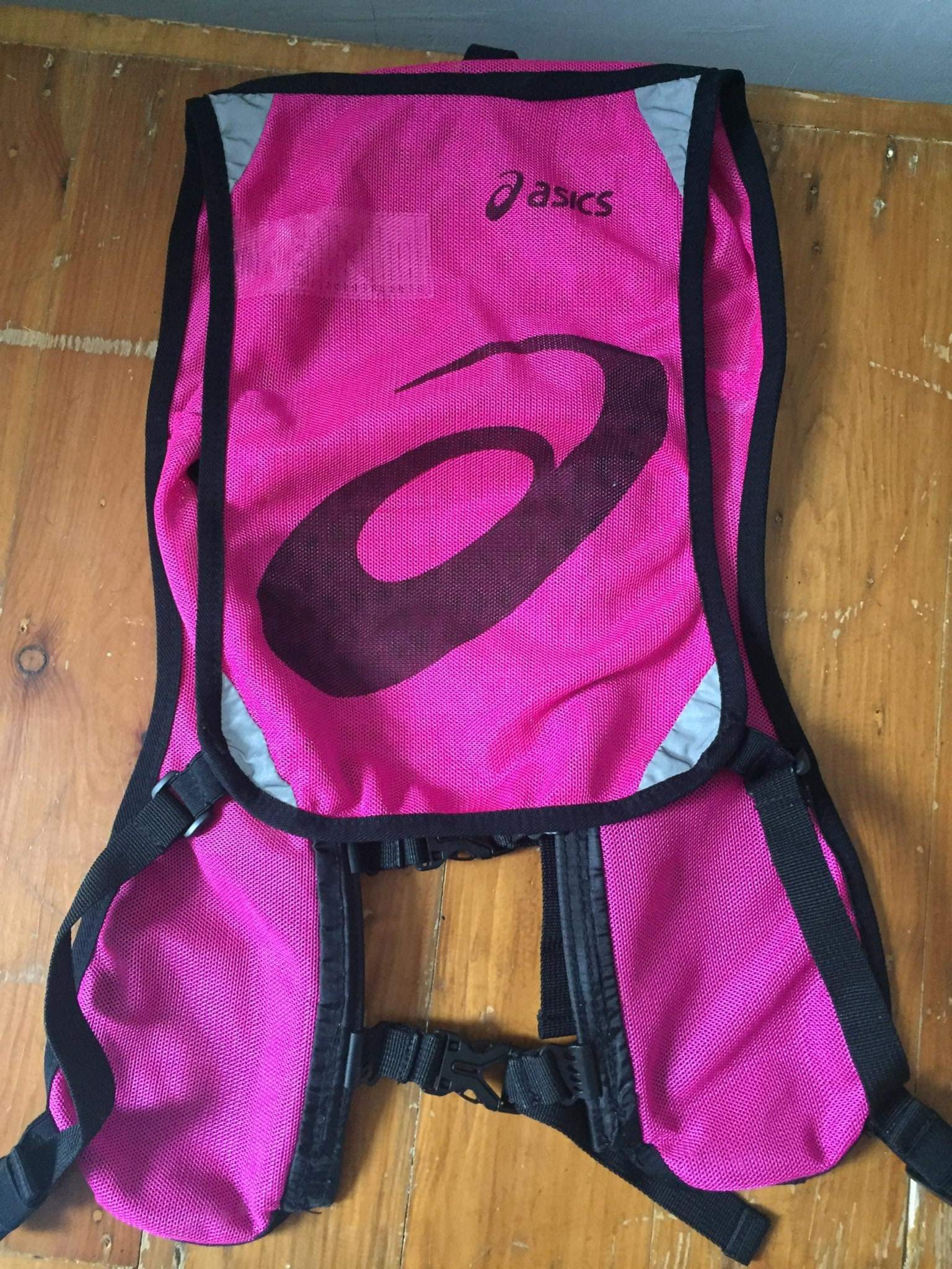 asics hydration pack