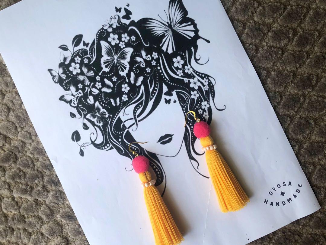 Beach earrings Tassel earrings (Category: Other Accessories) located in Cebu City. Submitted by ddsecondselection (Listing ID 1075300582, Image 3). Description: Follow us on IG and FB account @dyosahandmade .