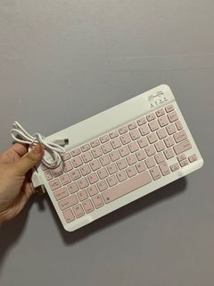 (Category: ) located in . Submitted by gastadora_declutter (Listing ID 1075465143, Image 1). Description: .