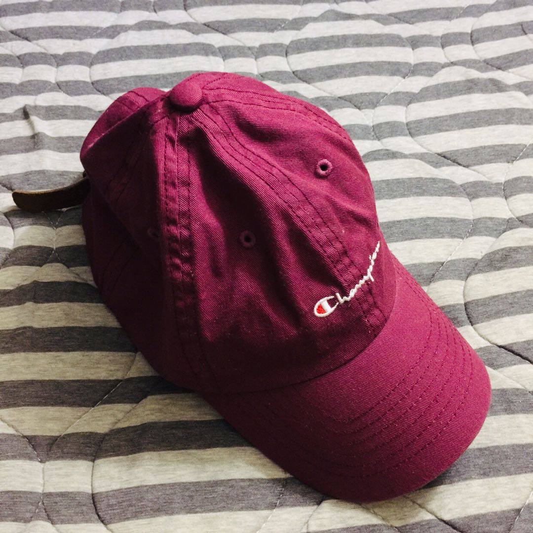 Champion maroon baseball hat original Men s Fashion Watches