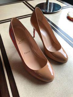 Classic Christian Louboutin Heels 👠