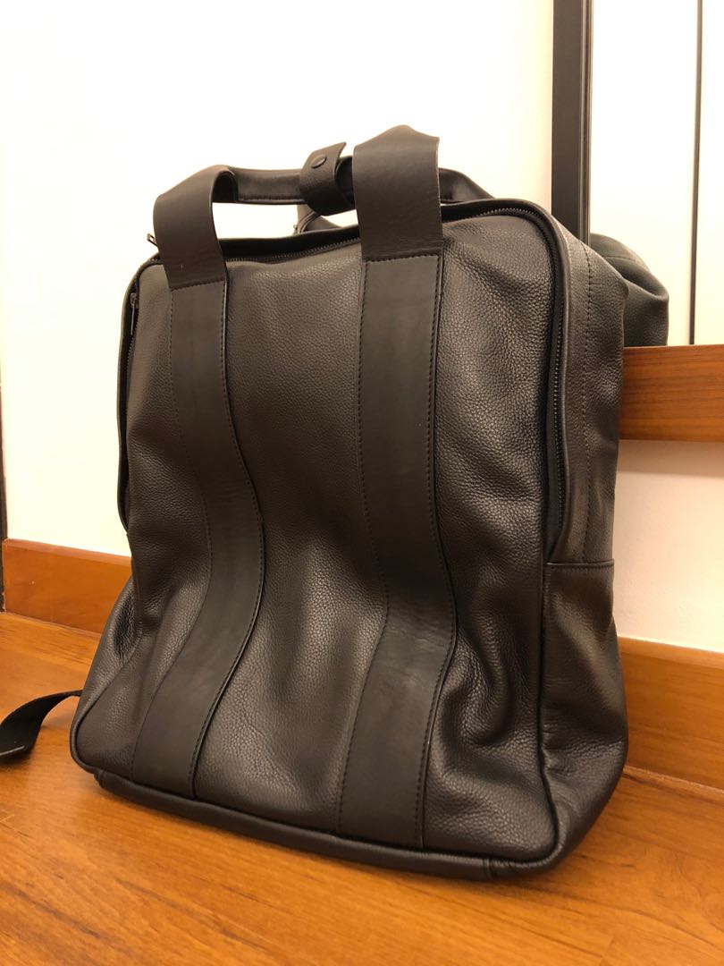 Cos grained leather discount backpack