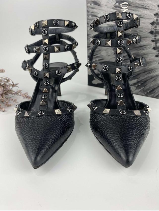 Excellent Condition Valentino Garavani rockstud mid heels size