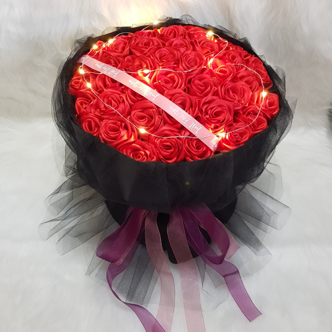 Handmade Rose Satin Ribbon Mini Bouquet