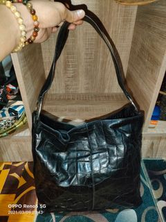 (Category: ) located in . Submitted by Handbags_90 (Listing ID 1075392771, Image 1). Description: .