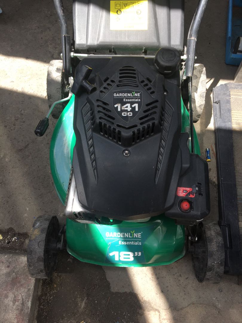 Gardenline essentials deals lawn mower 141cc