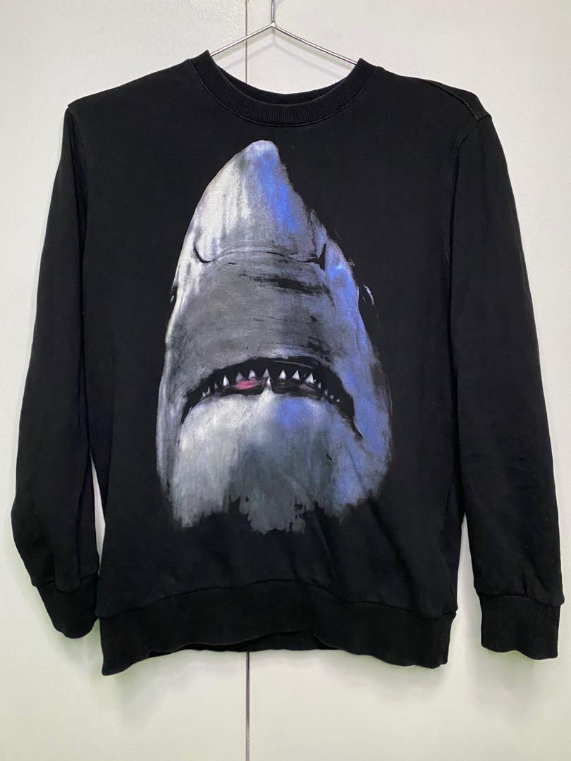 Givenchy shark sweatshirt hotsell