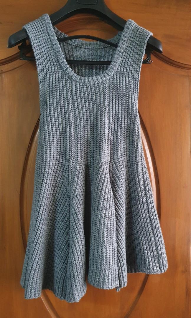 Grey Knitted Dress (Category: Dresses) located in Paranaque City. Submitted by ruchbe (Listing ID 1075280534, Image 1). Description: 👗Pre-loved 👗 Wore only twice 👗 Length : 29 inches ( manual measurement ) 👗 Can be used with inner white tee for more fashionable INQUIRIES regarding any item/s are ALWAYS WELCOME. WHEN IN DOUBT, ASK US for MORE INFORMATION ☞Please SEE or READ every detail of the item, especially the SIZE ☞Product COLOR may sligh