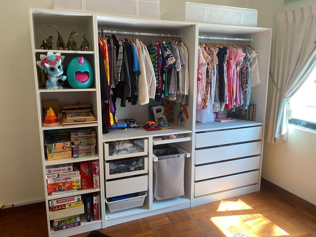 baby open wardrobe