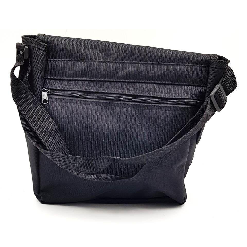 D&g cross deals body bag