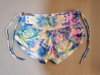 (Category: ) located in . Submitted by roxy.kg (Listing ID 1075362164, Image 1). Description: .