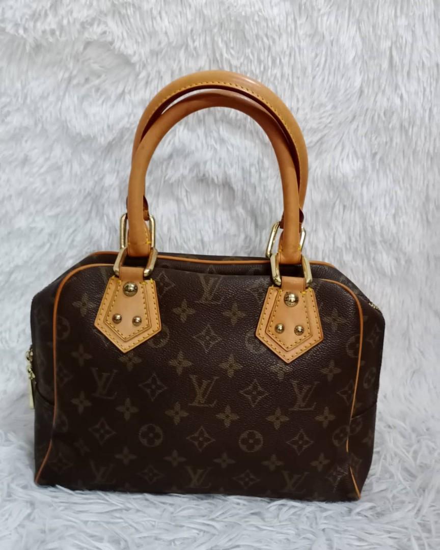 Bundle Jalanan - Seperti yang kita semua tahu, jenama Louis Vuitton (LV) ni  memang mahal. Orang ada-ada seperti R****h M****r je mampu pakai beg LV  original ni. Tapi, tak semestinya kena menabung