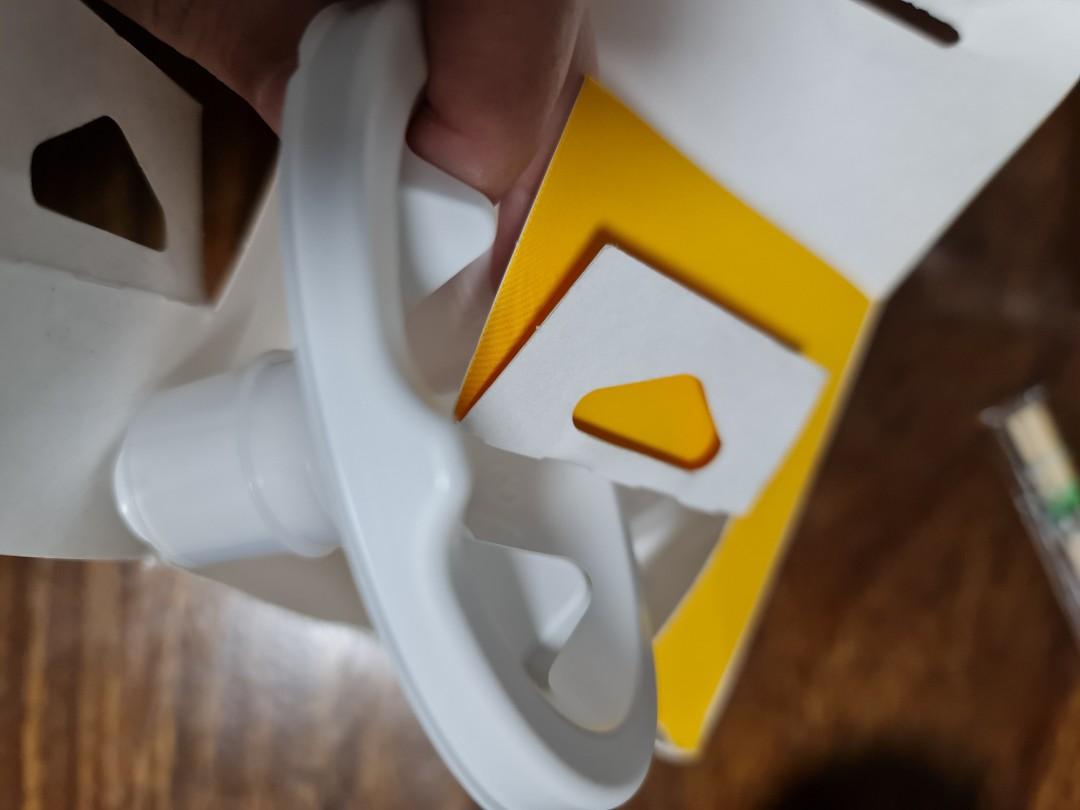 Medela personal flex breast shield 21mm (Category: Breastfeeding & Bottle Feeding) located in Quezon City. Submitted by jennnchu (Listing ID 1075420794, Image 2). Description: Brand new complete with box RFS: bought the wrong breast shield with my existing pump (not compatible with my pump).