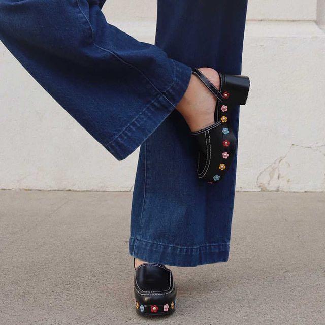 Nicole 2025 saldana sandals