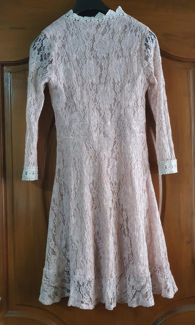 Old Rose Lace Dress (Category: Dresses) located in Paranaque City. Submitted by ruchbe (Listing ID 1075279830, Image 2). Description: 👗New 👗Was not able to use because too small for me 👗Length : 36 inches INQUIRIES regarding any item/s are ALWAYS WELCOME. WHEN IN DOUBT, ASK US for MORE INFORMATION ☞Please SEE or READ every detail of the item, especially the SIZE ☞Product COLOR may slightly vary due to photographic lighting or your phone / moni