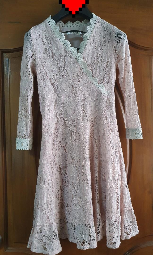 Old Rose Lace Dress (Category: Dresses) located in Paranaque City. Submitted by ruchbe (Listing ID 1075279830, Image 1). Description: 👗New 👗Was not able to use because too small for me 👗Length : 36 inches INQUIRIES regarding any item/s are ALWAYS WELCOME. WHEN IN DOUBT, ASK US for MORE INFORMATION ☞Please SEE or READ every detail of the item, especially the SIZE ☞Product COLOR may slightly vary due to photographic lighting or your phone / moni