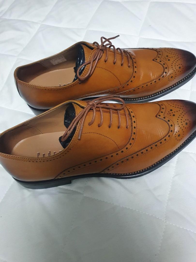 Mens cognac wingtip dress shoes clearance