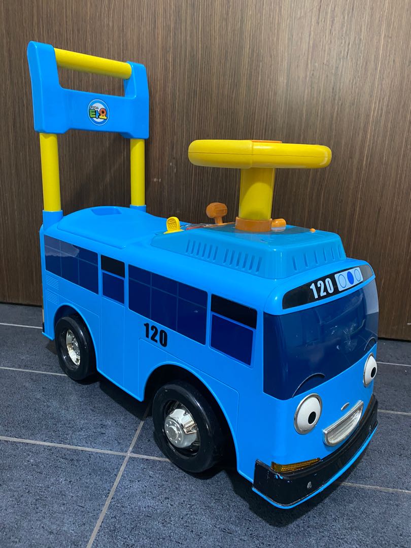 Tayo ride shop on bus