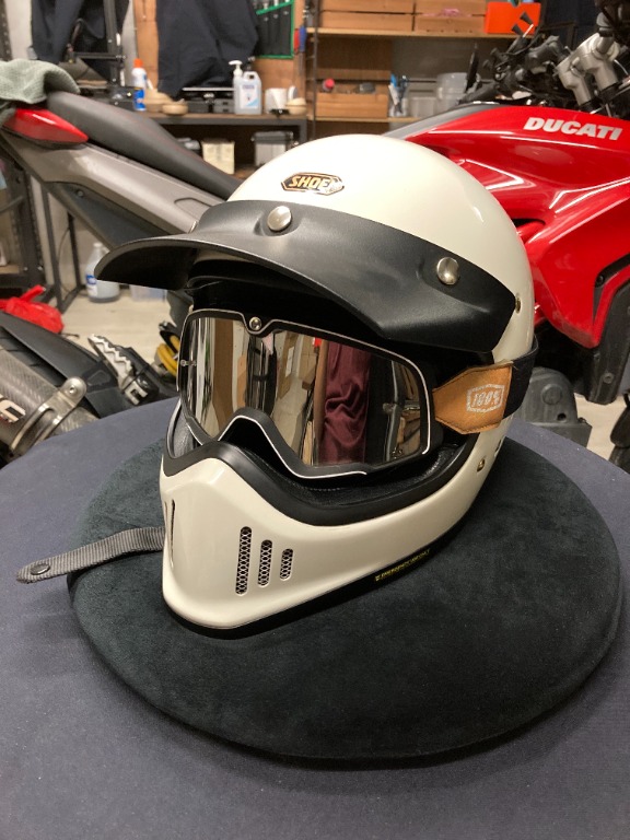 Shoei Ex Zero Off white Medium 57 Motorbikes Motorbike