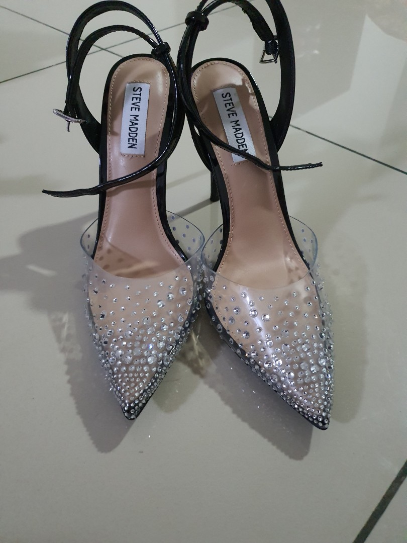 Steve Madden Revert Heel in Black 