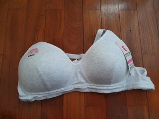 (Category: ) located in . Submitted by kiramoe (Listing ID 1075358076, Image 1). Description: .