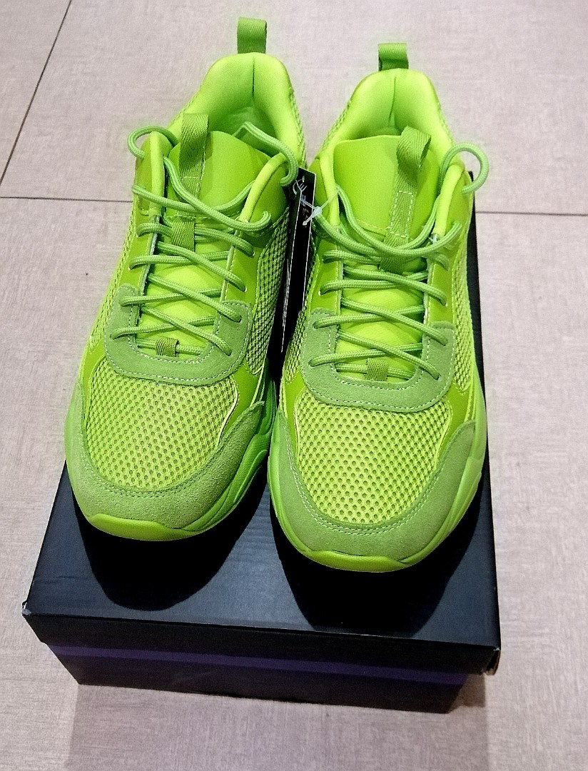 World balance shoes green cheap