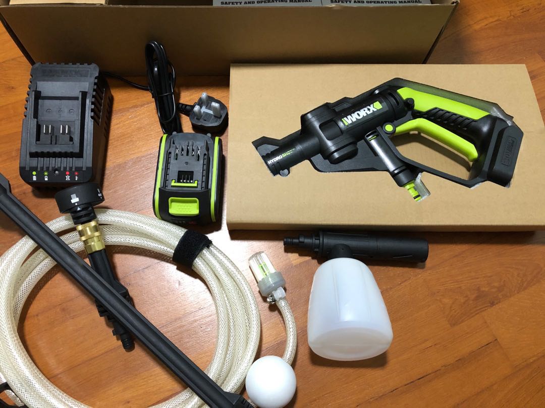 Worx hydroshot 20v 4.0 Ah cordless pressure washer, Furniture & Home