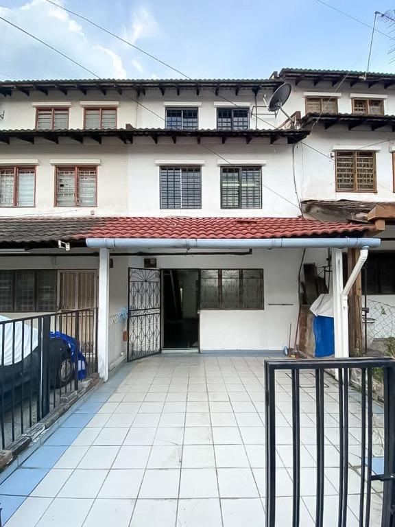 Wts Near Lrt 3 Storey Desa Setapak Wangsa Maju Property For Sale On Carousell
