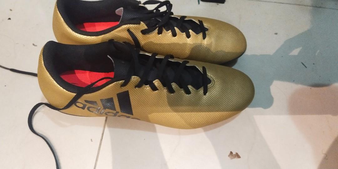 Adidas Soccer Boot, Women's Fashion, Footwear, Sneakers on Carousell