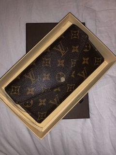 Authentic Louis Vuitton Sarah Wallet