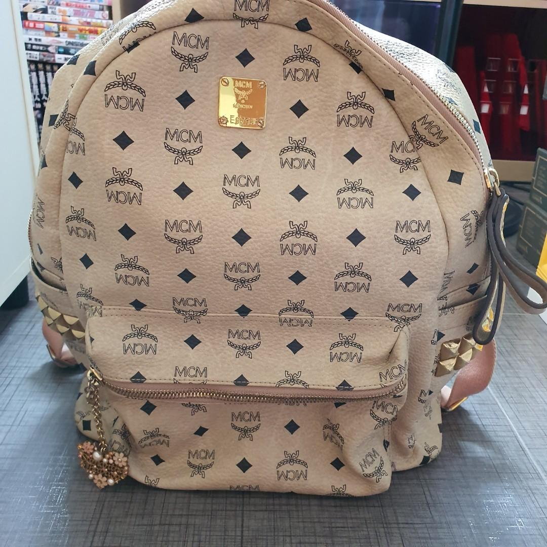 Authentic MCM Medium Backpack for sale, Women's Fashion, Bags & Wallets,  Backpacks on Carousell