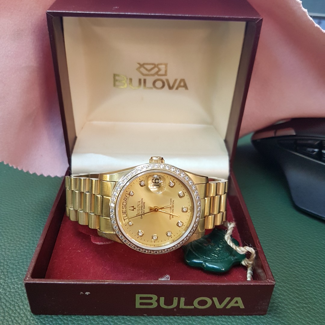 Bulova day date gold deals