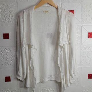 BROKEN WHITE OUTER LENGAN BALON