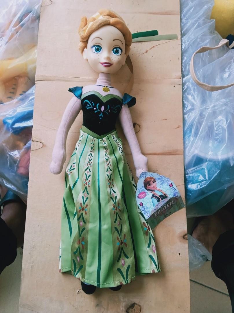 Frozen discount soft dolls