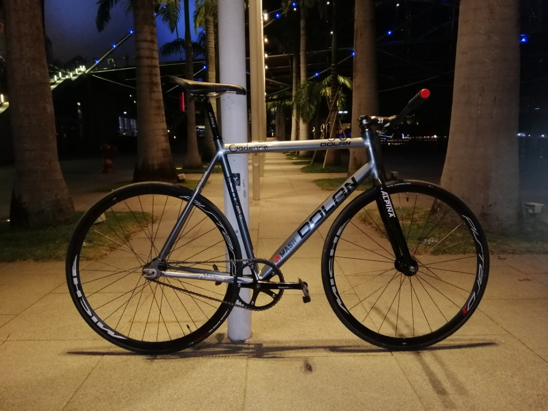 Dolan pre cursa sales