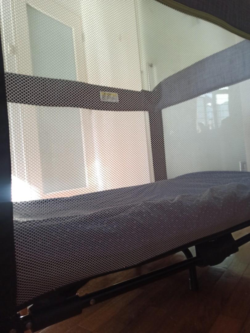 Excellent & sturdy Steelcraft portacot/ travel cot/ playpen, Babies