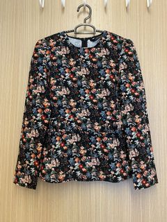 (Category: ) located in . Submitted by closetadditions (Listing ID 1075575505, Image 1). Description: .
