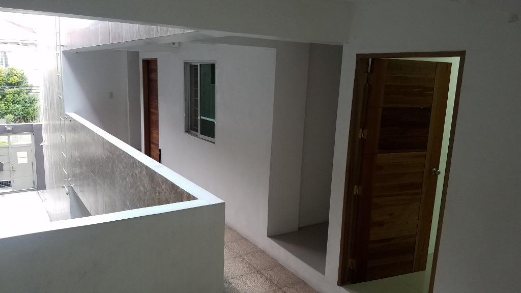 For Rent Studio Type Apartment (Category: Apartments & Condos) located in Manila. Submitted by peter.m (Listing ID 1075604405, Image 2). Description: studio type with aircon -Las Pinas area --walking distance to public market, main road, -close to bank , pure gold, SM southmall, robison, university of perpetual -wellgated and secured by 24/7 cctv cameras - with own water and electric meter -1 month deposit and 1 month advance, 1 year contract -Vi