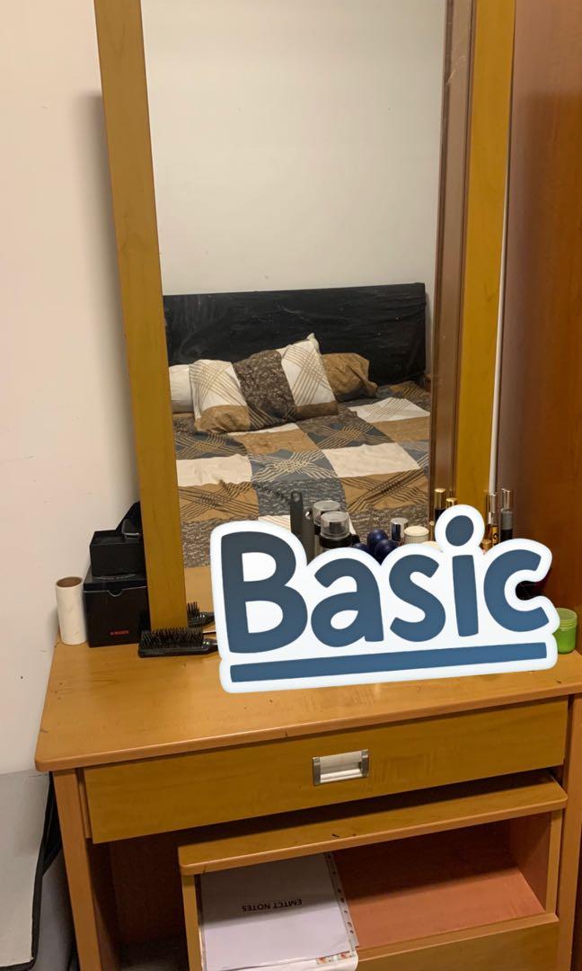 FREE DRESSING TABLE ARRANGE OWN TRANSPORTATION, Furniture & Home Living