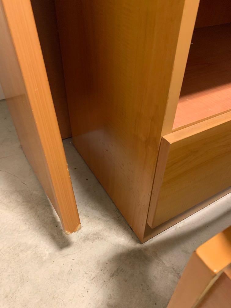 FREE DRESSING TABLE ARRANGE OWN TRANSPORTATION, Furniture & Home Living