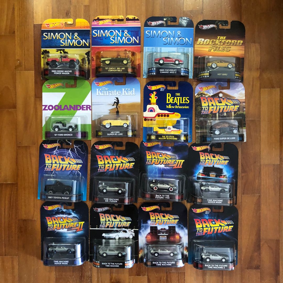 Hot Wheels Retro Entertainment 