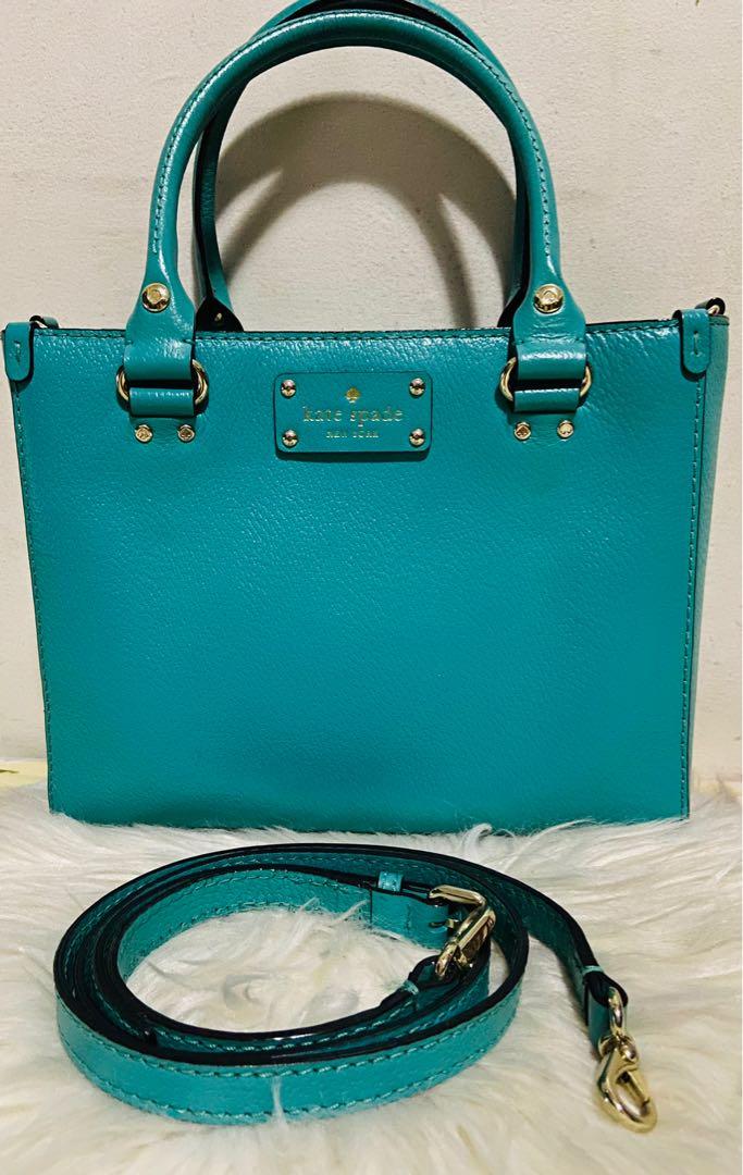 Come see what's inside my @kate spade new york Hudson Double Zip cross... |  TikTok