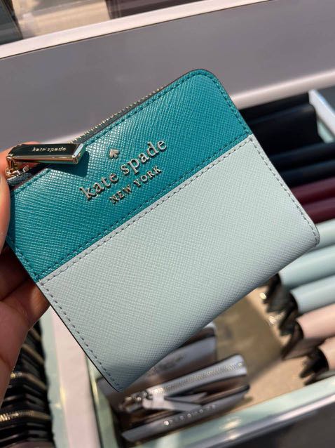 Frosted spearmint 2025 kate spade wallet